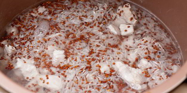 рис и киноа с индейкой в мультиварке