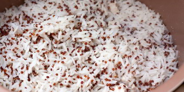 рис и киноа с индейкой в мультиварке