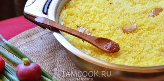 рис на сковороде