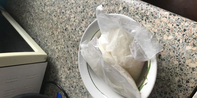 рис по-тайски с курицей креветками и кешью