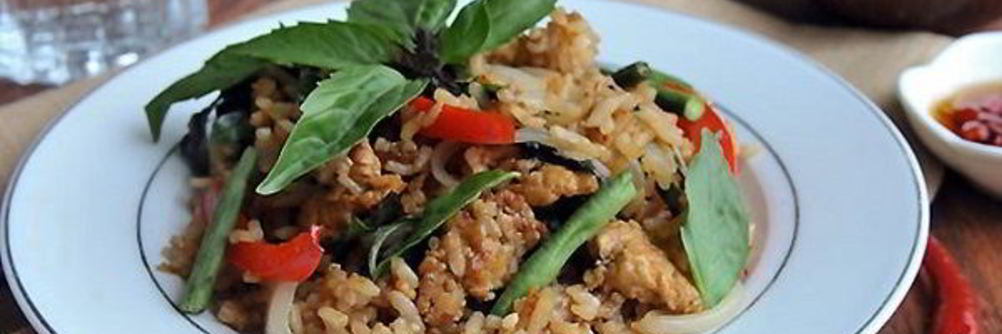 Рис по-тайски с овощами