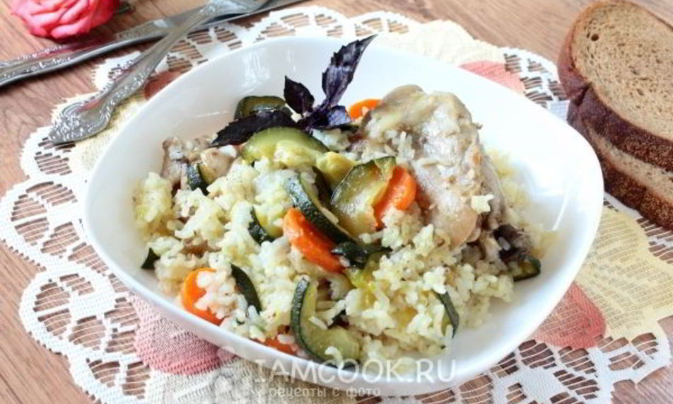 Рецепт рис с кабачками и курицей в мультиварке