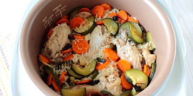 рис с кабачками и курицей в мультиварке