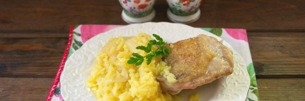 Рис с курицей и ананасами