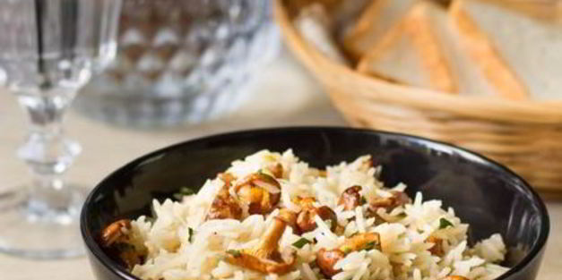 рис с лисичками