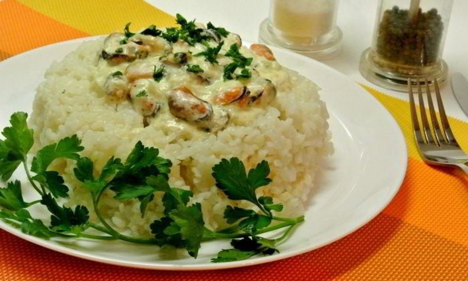 Рецепт рис с мидиями в соусе