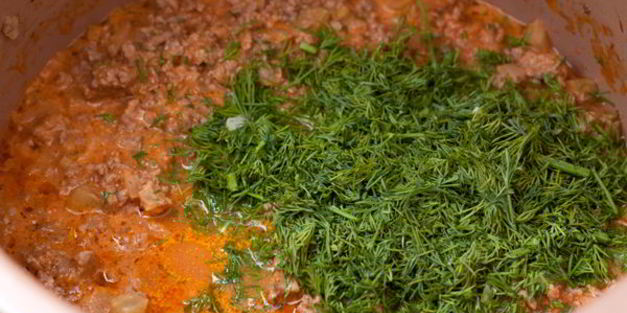 рис с мясным соусом в мультиварке