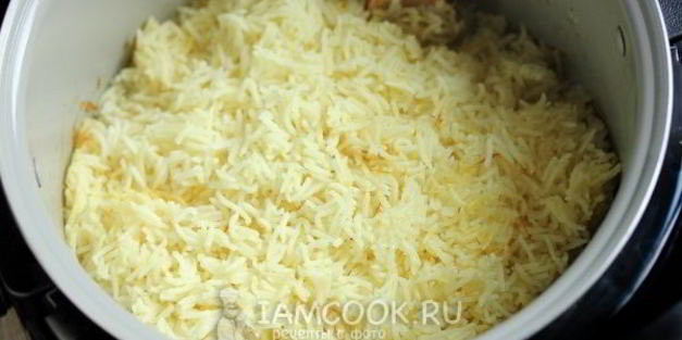 шафрановый рис в мультиварке