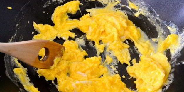 жареный рис по-кантонезийски