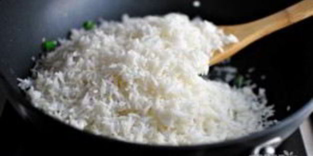 жареный рис с соевым соусом