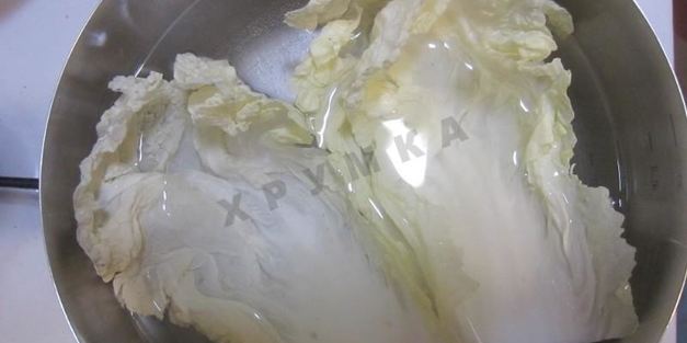 голубцы из пекинской капусты в кастрюле