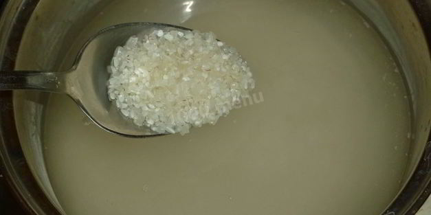 ленивые голубцы с рисом капустой и фаршем в кастрюле