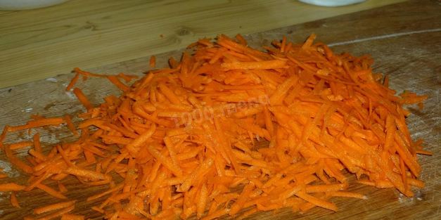 ленивые голубцы с рисом капустой и фаршем в кастрюле