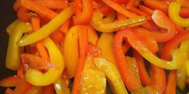 гречневая лапша с курочкой и овощами