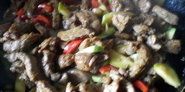 гречневая лапша с овощами и мясом