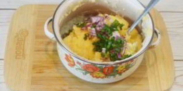 картофельное пюре с беконом и сыром