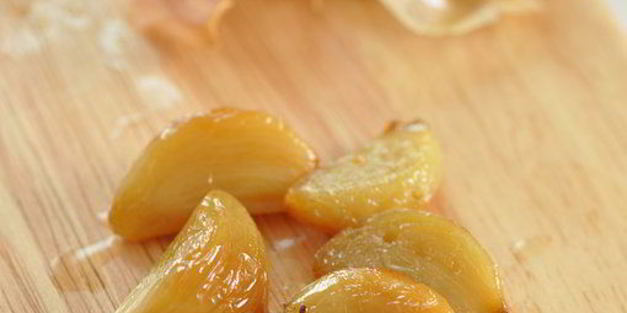 картофельное пюре с печеным чесноком и петрушкой