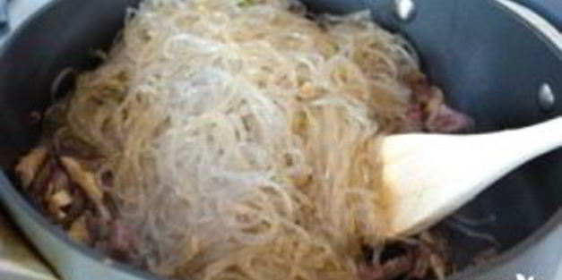 корейская лапша с мясом