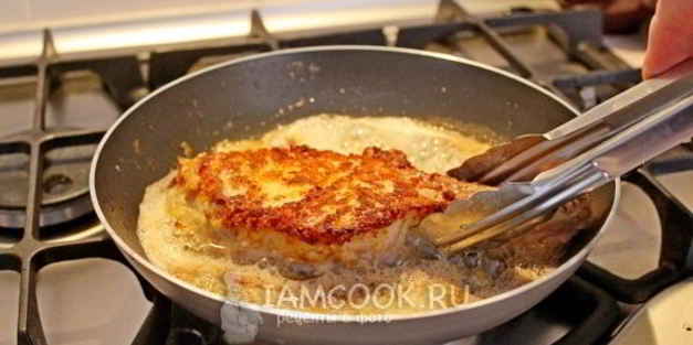 котлета на косточке в хлебной панировке