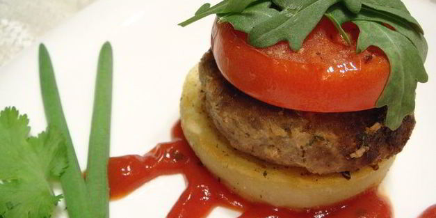 котлета с картофельным гратеном