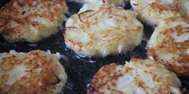 котлетки из картофеля с соусом из тунца