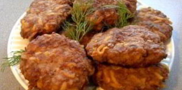 котлеты из фарша с картофелем