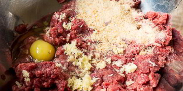 котлеты из говядины с черносливом и орехами