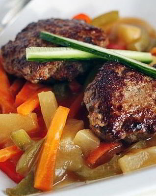 Котлеты из индейки с кисло-сладким соусом