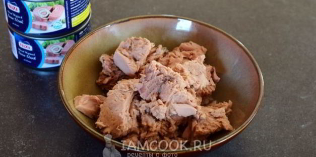 котлеты из консервированного тунца и кукурузы