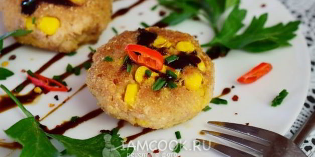 котлеты из консервированного тунца и кукурузы