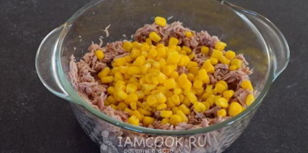 котлеты из консервированного тунца и кукурузы
