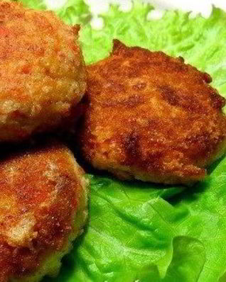 Котлеты из крабовых палочек с сыром