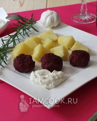 Котлеты с сырой свеклой