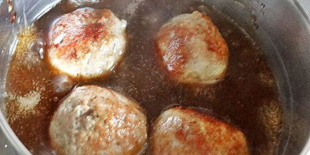 котлеты с яйцом