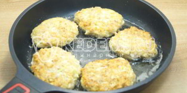 куриные котлеты с кабачком