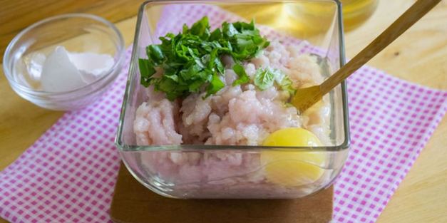 куриные котлеты с рисом