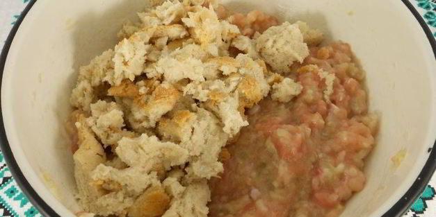 куриные котлеты с творогом и яблоком