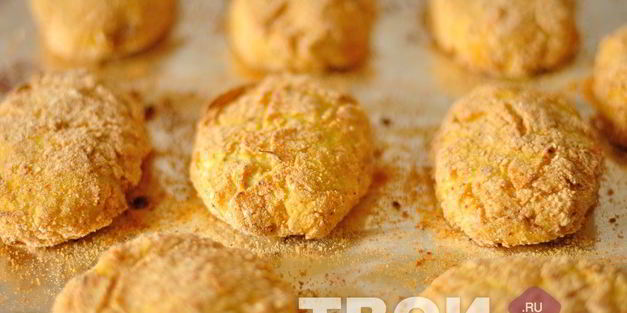 куриные котлеты с яблоком и манкой, запеченные в духовке