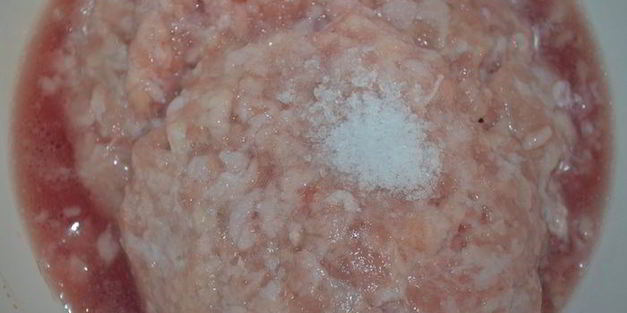 куриные котлеты в соусе-гарнире