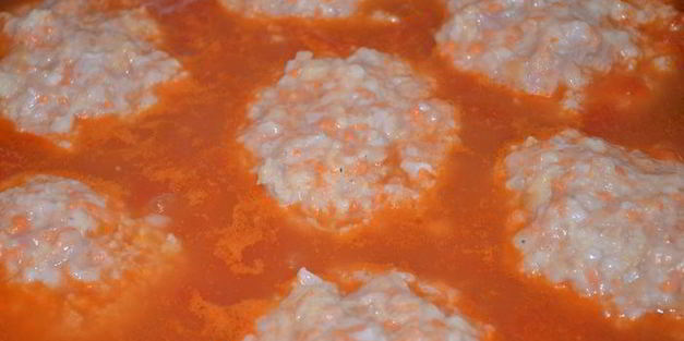 куриные котлеты в соусе-гарнире