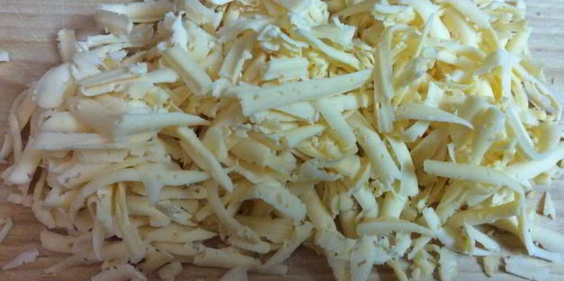 нежные куриные котлеты с болгарским перцем и сыром