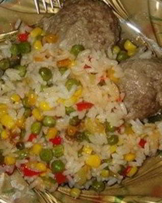 Паровые котлеты в мультиварке с гавайской смесью