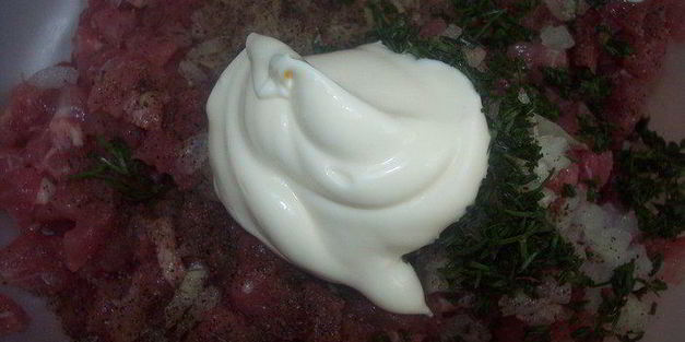 рубленные котлеты из свинины с майонезом