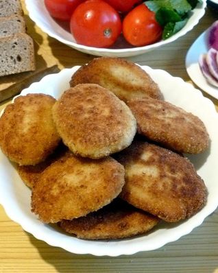 Рыбные котлеты с манкой