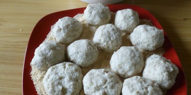 рыбные котлеты с манкой