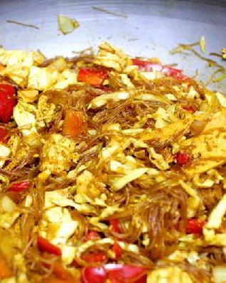 Лапша по-сингапурски