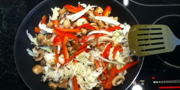 лапша по-сингапурски