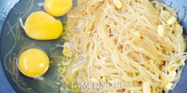 лапша по-тайски