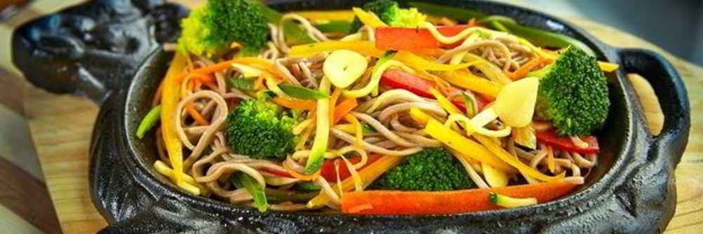 Лапша с брокколи