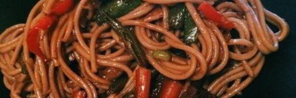 Лапша со свининой в соусе терияки